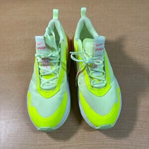 Nike Max Up Volt Sneakers Size 8 womens